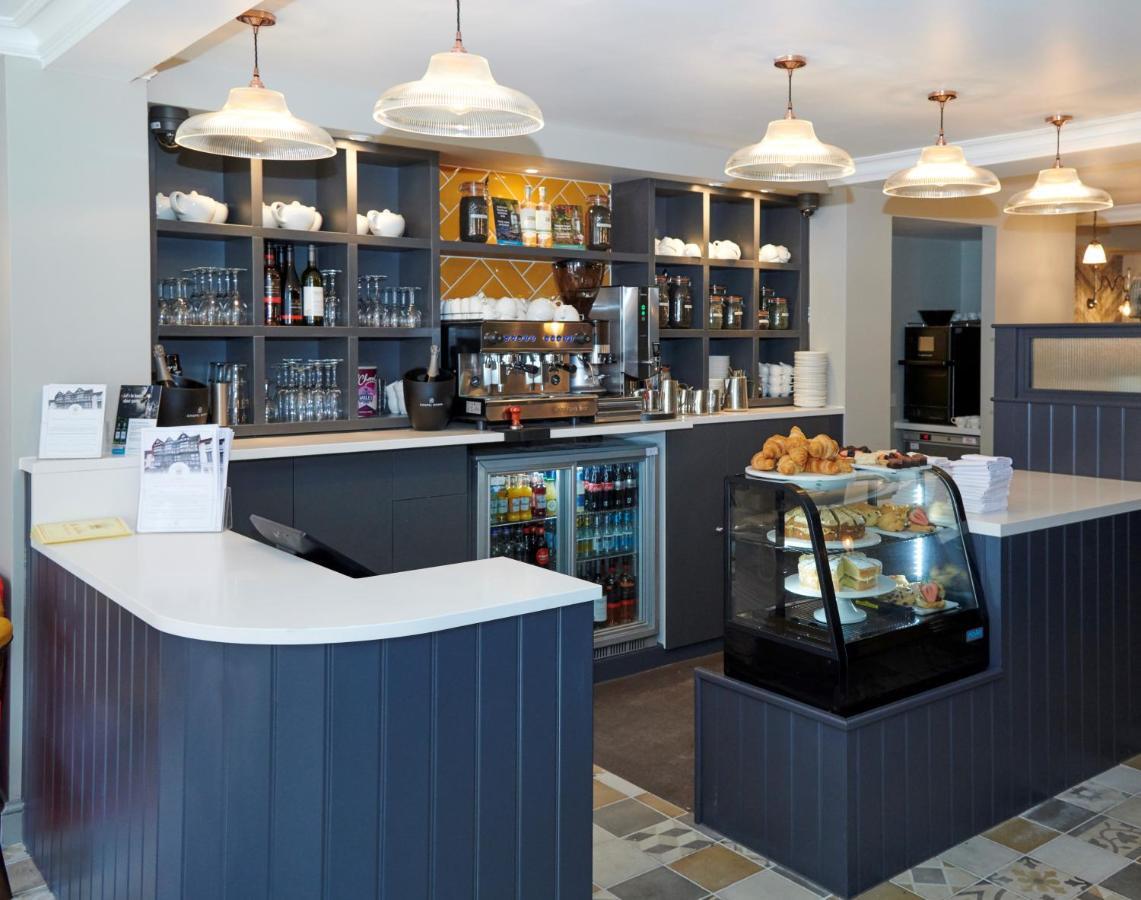The Feathers Hotel Лъдлоу Екстериор снимка