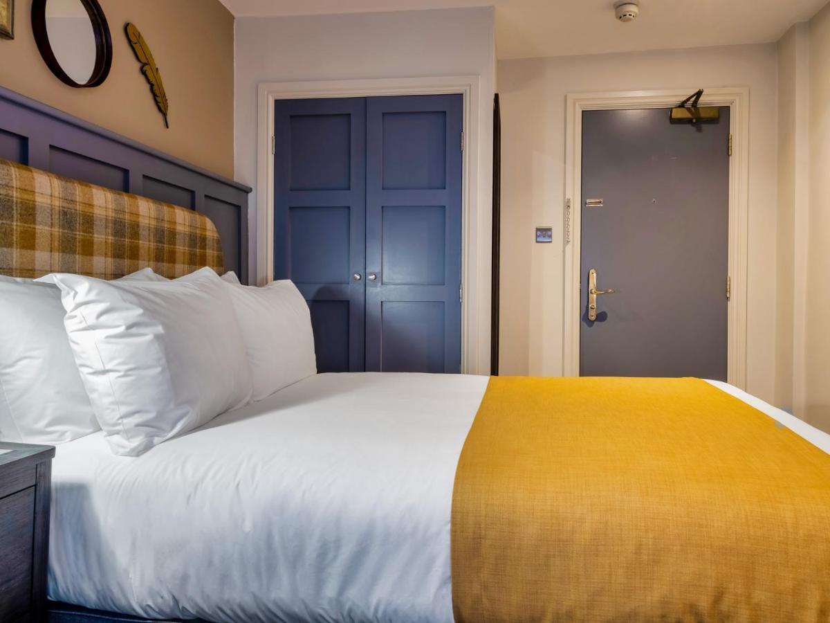 The Feathers Hotel Лъдлоу Екстериор снимка